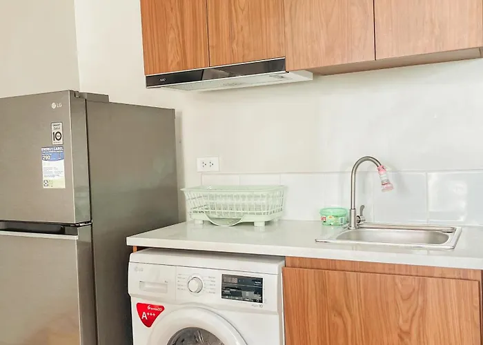 9th Floor With Pool View, Free Pool Access, Fast Wi-fi & Netflix 3* Suba Basbas