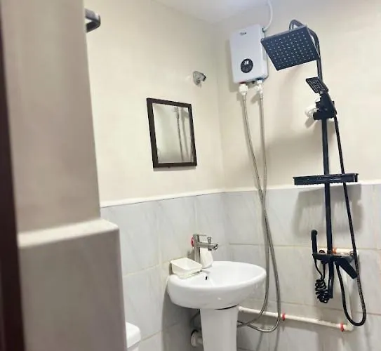 9th Floor With Pool View, Free Pool Access, Fast Wi-fi & Netflix 3* Suba Basbas
